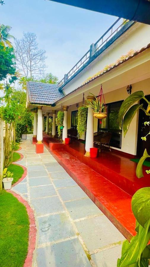 Marari Beach Clleetus Homestay Mararikulam Extérieur photo