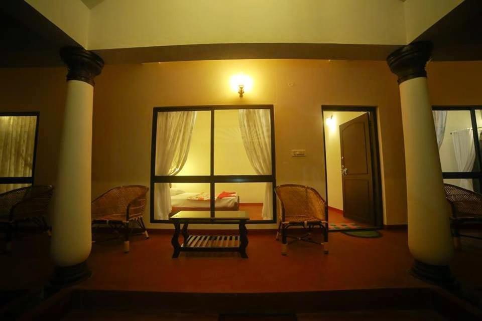 Marari Beach Clleetus Homestay Mararikulam Extérieur photo