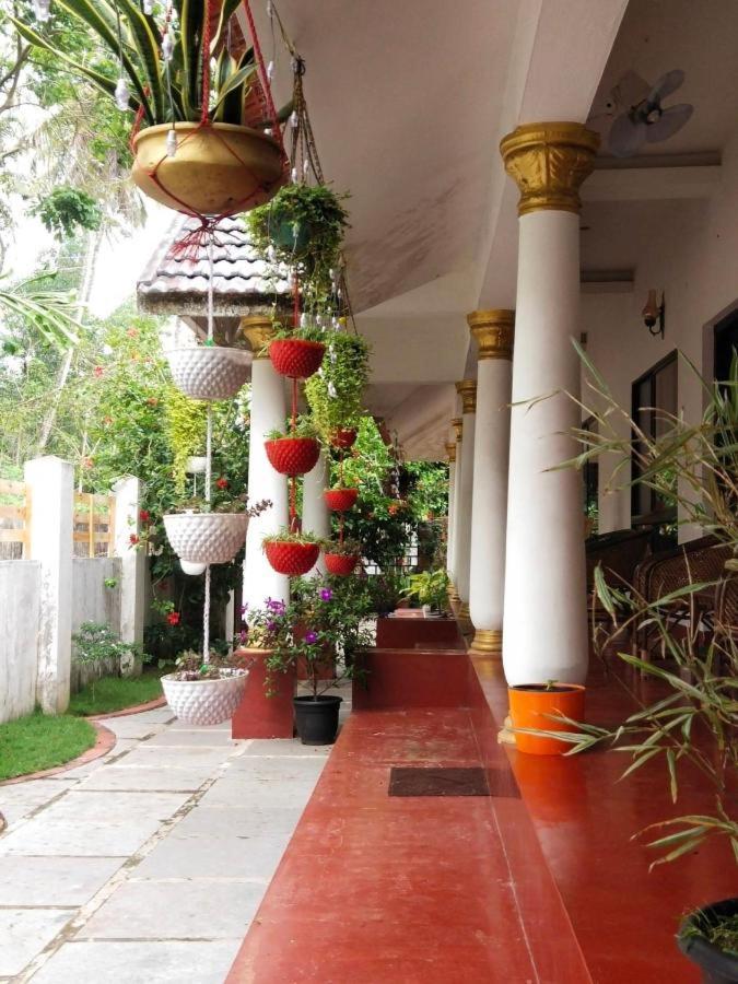 Marari Beach Clleetus Homestay Mararikulam Extérieur photo